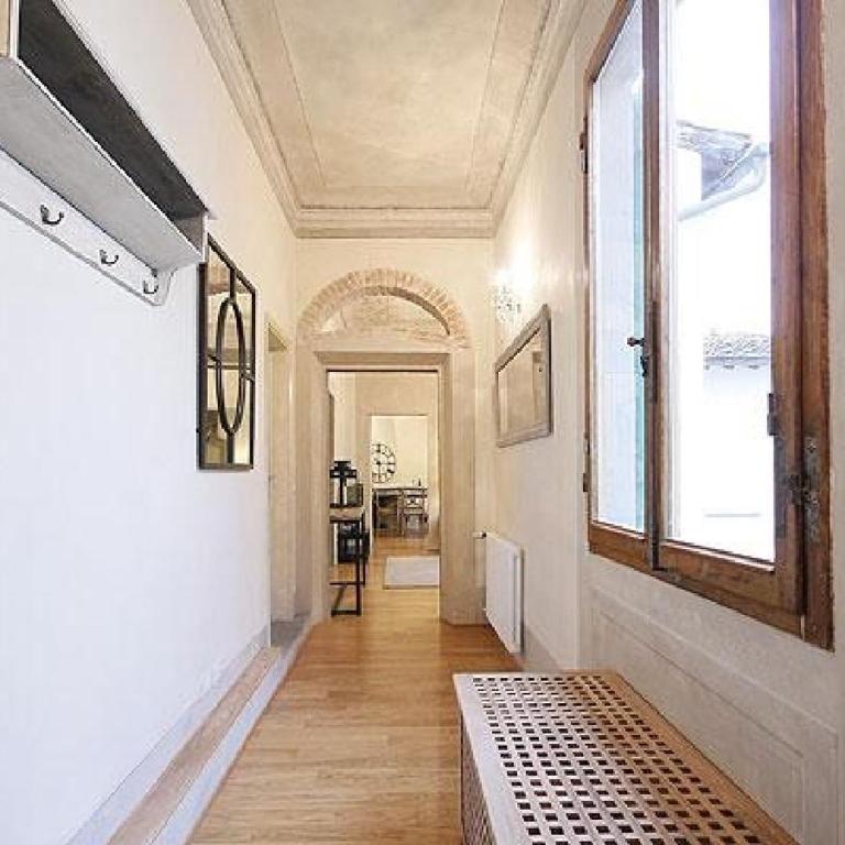 Boboli Frescoes - Appartamento con 2 Camere da Letto - 8