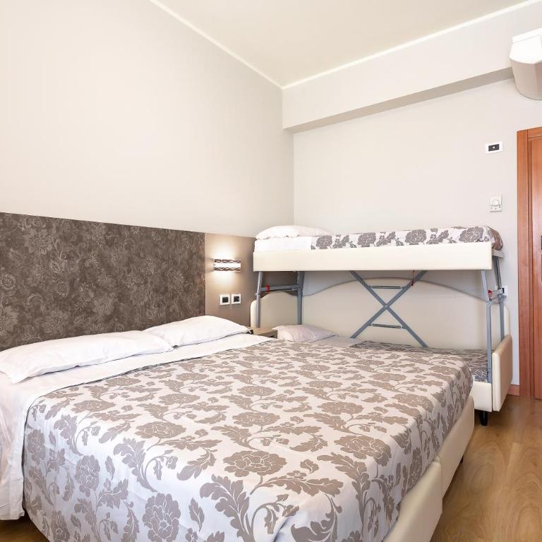 Hotel San Giorgio - Superior Triple Room - 1
