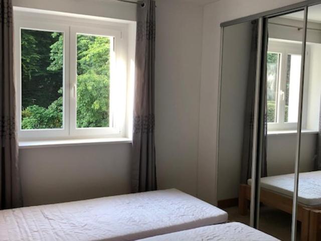 Velden View Ferienwohnung direkt am Wald mit großer Sonnenterrasse und grandiosem Karawankenblick - Apartment mit Blick auf die Berge - 19