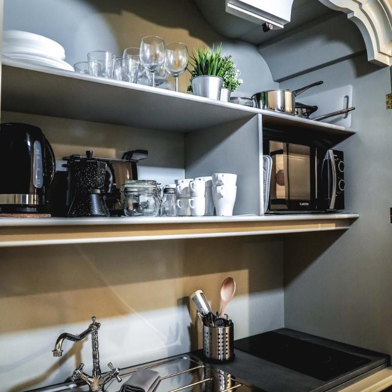 Art Apartment Black & White Suite - Appartamento con 2 Camere da Letto - 34