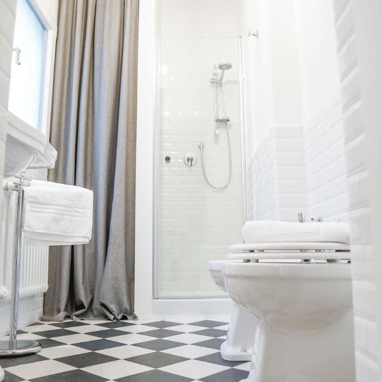 Art Apartment Black & White Suite - Appartamento con 2 Camere da Letto - 70