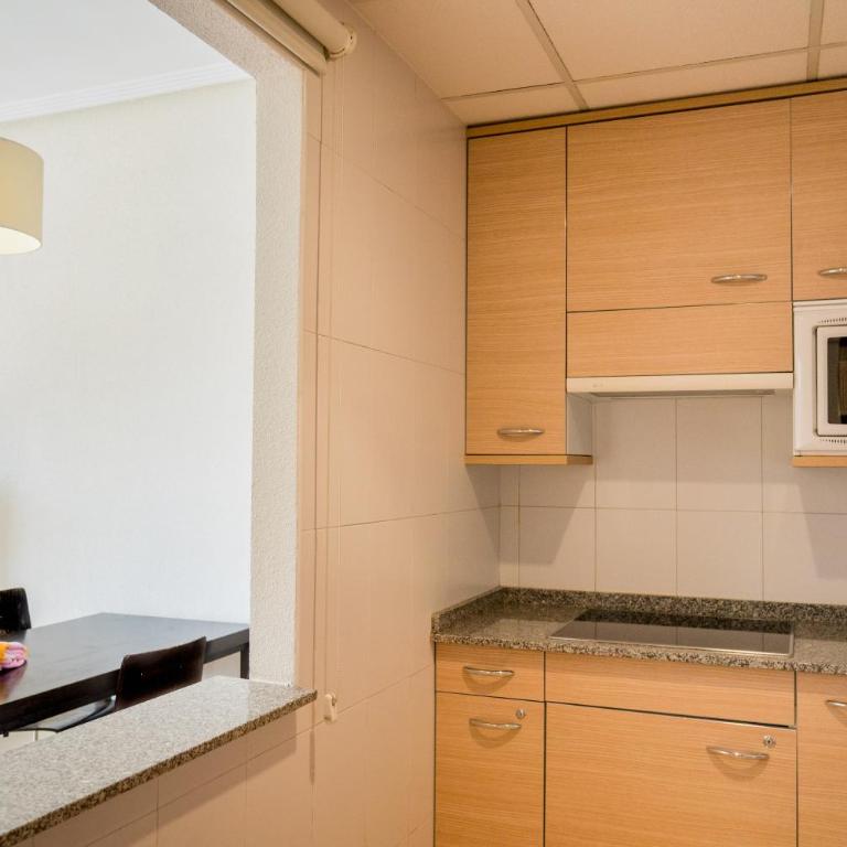 Compostela Suites - Suite de 2 dormitorios (3 adultos) - 4