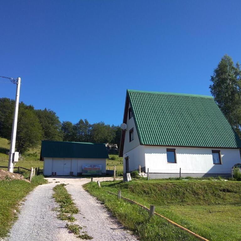 Rooms Apartment Durmitor - Three-Bedroom Apartment - 11