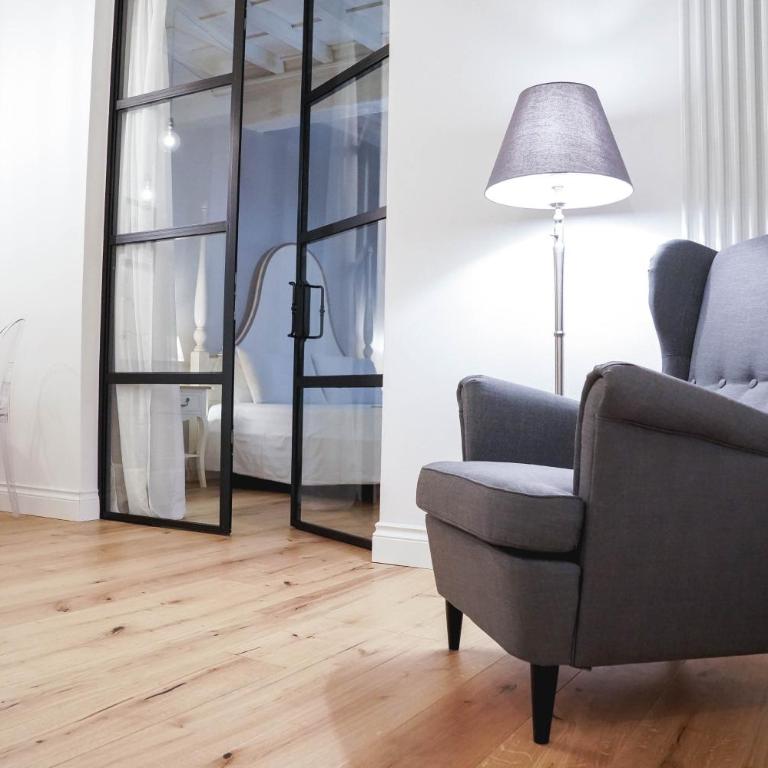 Art Apartment Black & White Suite - Appartamento con 2 Camere da Letto - 2