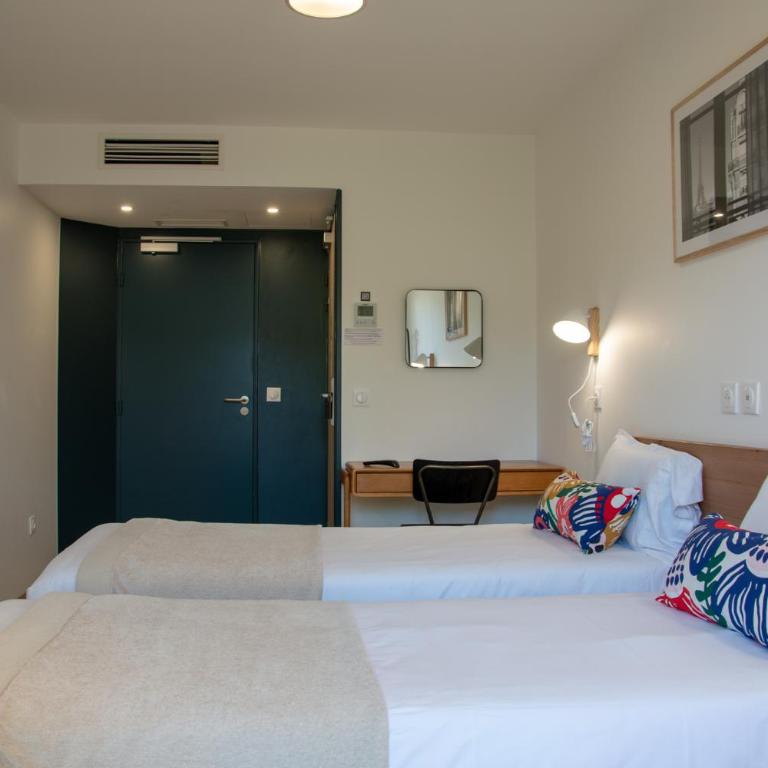 The People - Paris Bercy - Chambre Double ou Lits Jumeaux Confort avec Balcon - 3