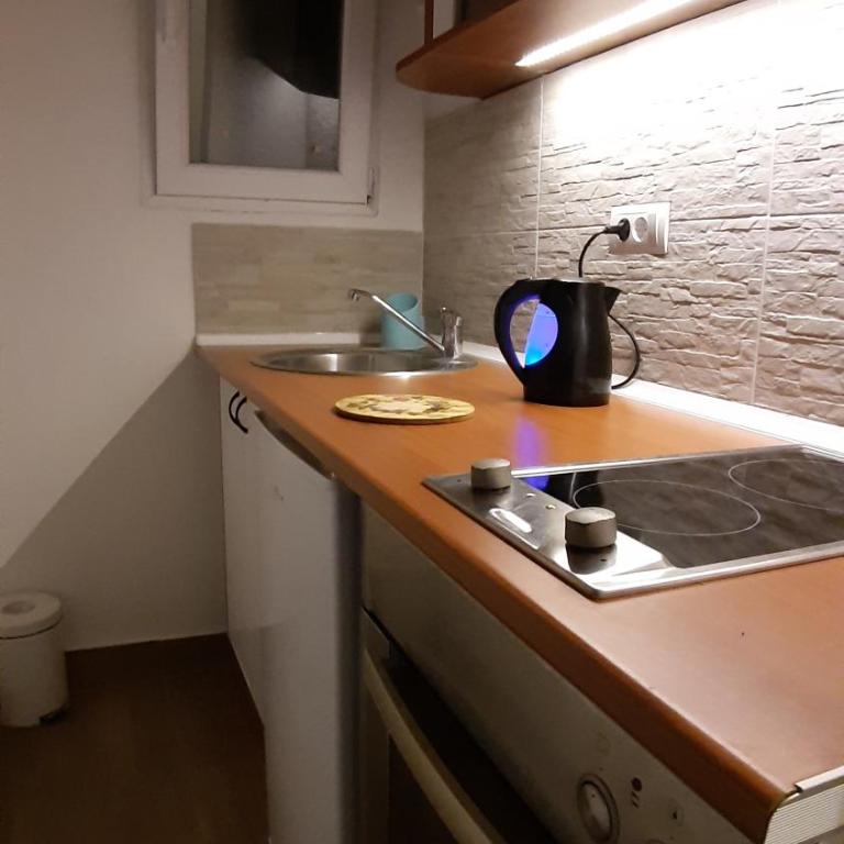 Azzurro Studio Apartment - Apartman - 10