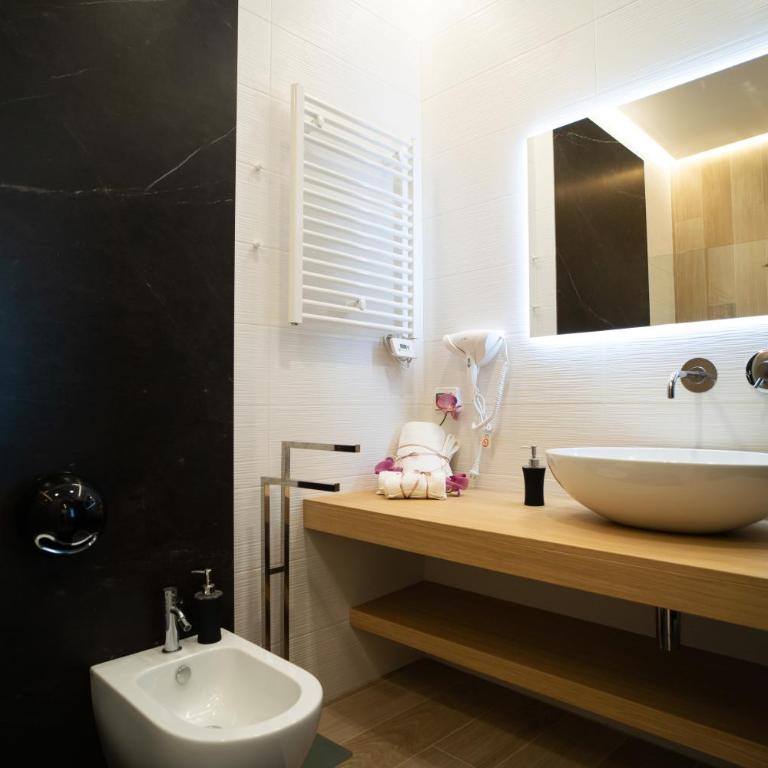 L' Angolo dei poeti - Bed and Breakfast - Camera Familiare con Bagno Privato - 7