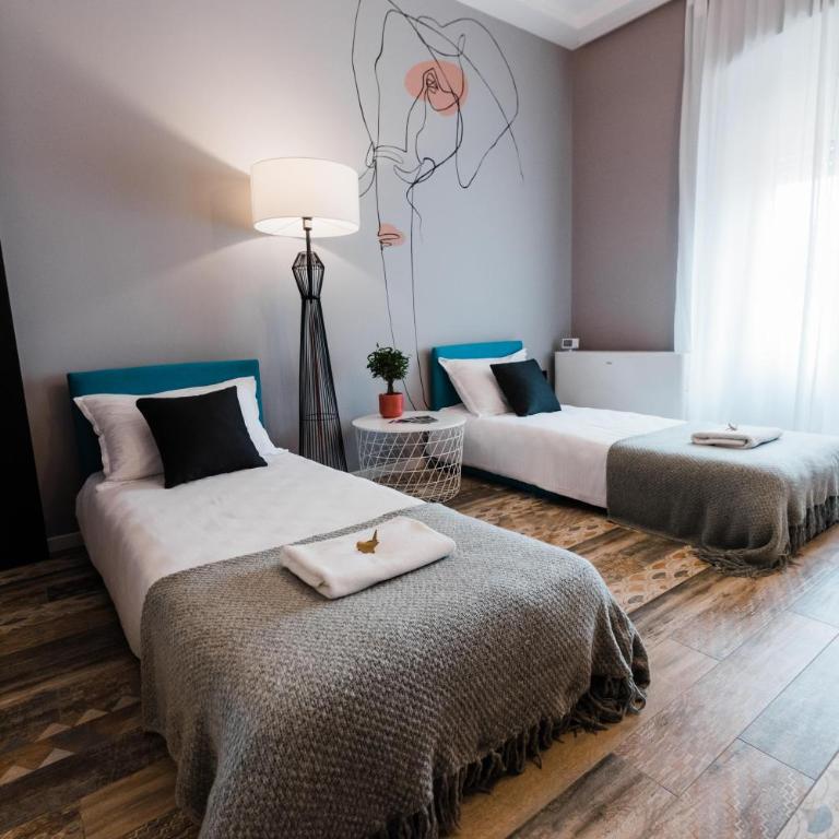 Square 19-Boutique rooms - Deluks Porodična Soba - 9