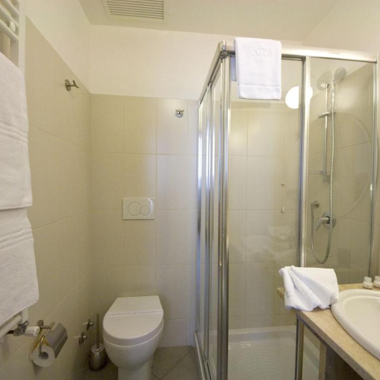 Ara Pacis Inn - Camera Quadrupla Comfort - 6
