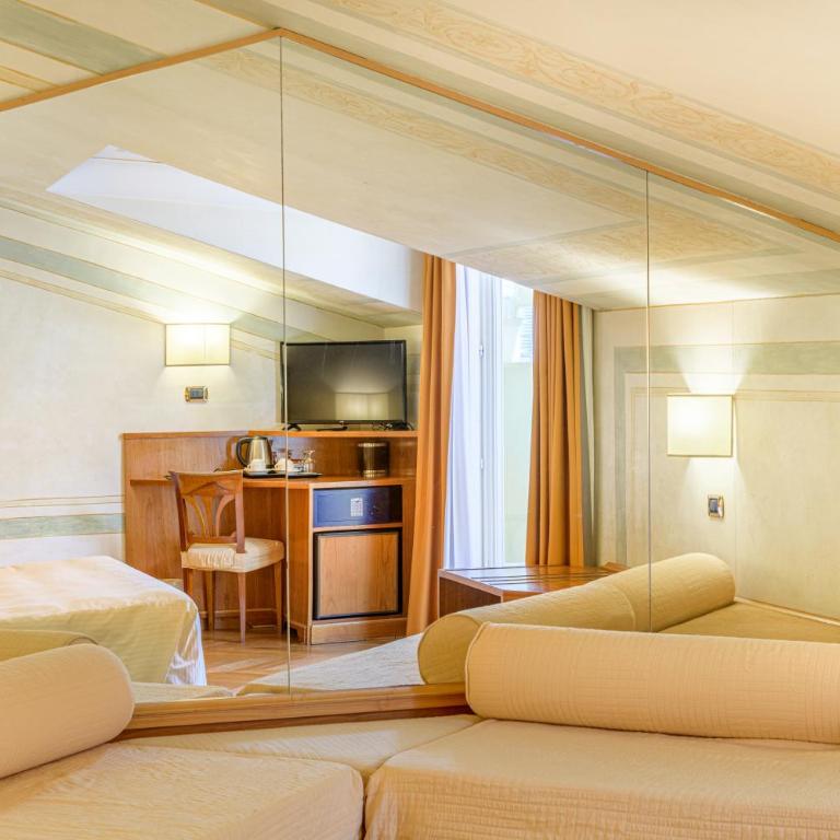 Hotel S. Anna - Quadruple Room - 7
