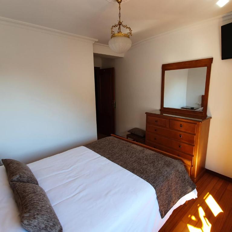 Hostal Giadás - Habitación Doble con baño privado - 1