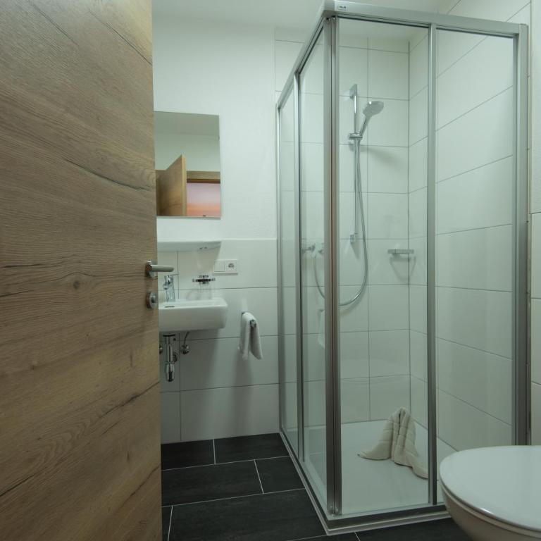Haus Elisabeth - Doppel- oder Zweibettzimmer - 4