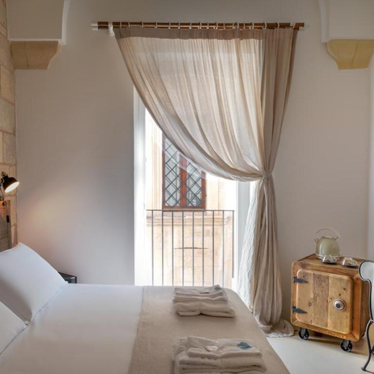 Palazzo Sant'Anna Lecce - Camera Matrimoniale Deluxe con Balcone - 7