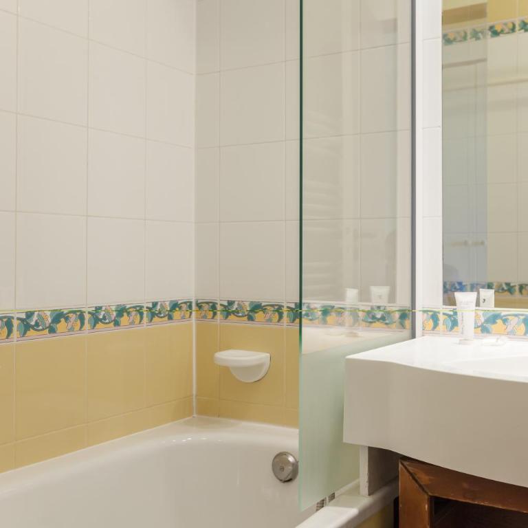 Résidence Pierre & Vacances Le Mont Soleil - One-Bedroom Apartment - Mountain View (4 People) - 5