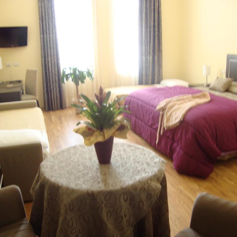 Hotel Villa Cinzia - Camera Quadrupla - 2