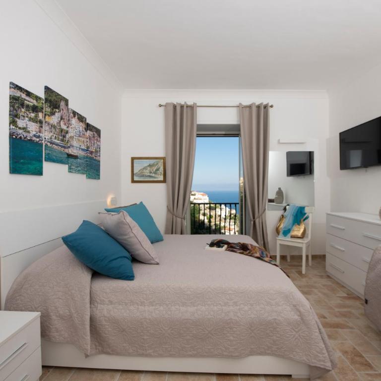 Amalfi Casamia B&B - Camera Matrimoniale Deluxe con Balcone e Vista Mare - 6