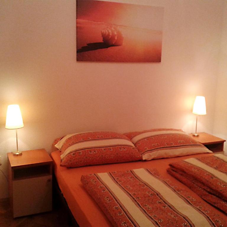Belvedere Apartments - Two-Bedroom Apartment with Balcony and Sea View - 20