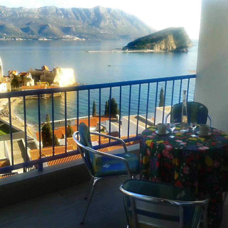 Belvedere Apartments - One-Bedroom Apartment with Balcony and Sea View - 15