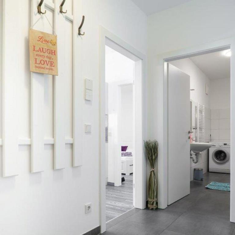 Lungau Living Appartements - Penthouse - Camera Matrimoniale con Bagno Privato - 4