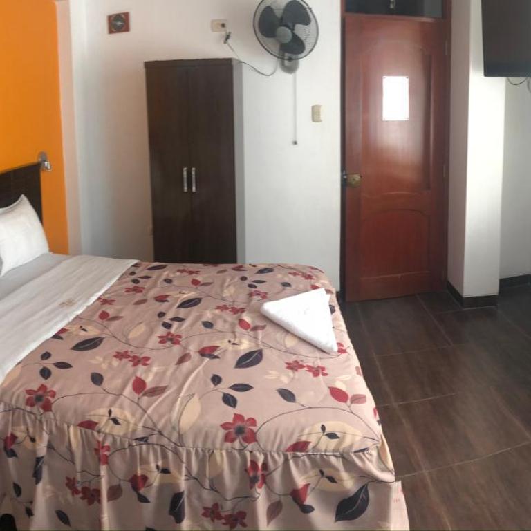 Hotel Casa de Turistas - Standard Double Room - 11