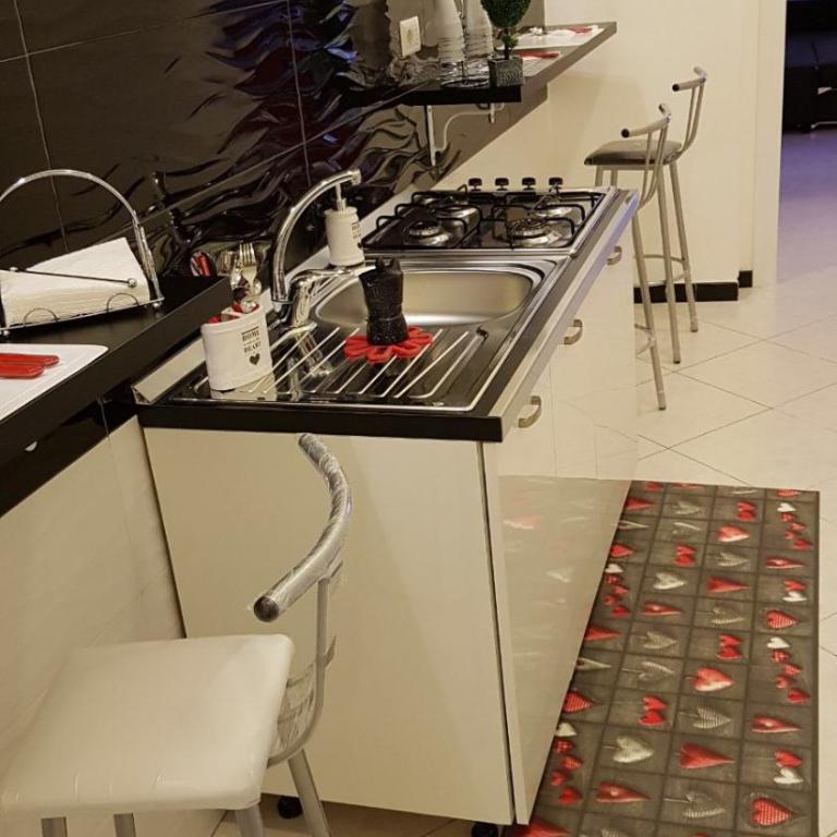 Heart of Naples - Appartamento con 2 Camere da Letto - 11