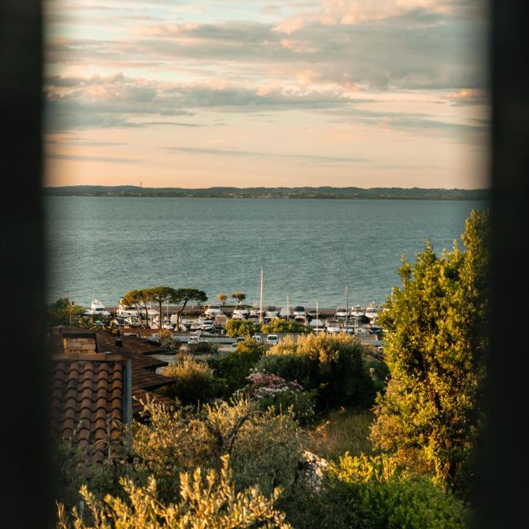 Relax al Porto - 180 degrees of exciting Garda lake views - Villa con 2 Camere da Letto - 25