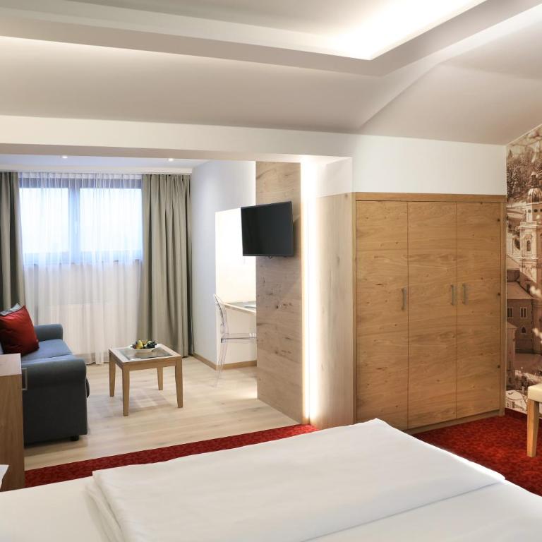 Hotel Hubertushof - Junior Suite mit Gartenblick - 2