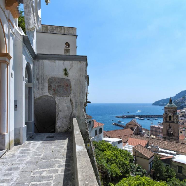 AMORE RENTALS - Palazzo della Storia - Villa Deluxe - 40
