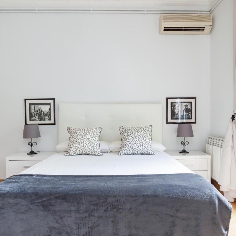 Art House Station Rocafort ´Sant Antoni´ - Three-Bedroom Apartment - 20