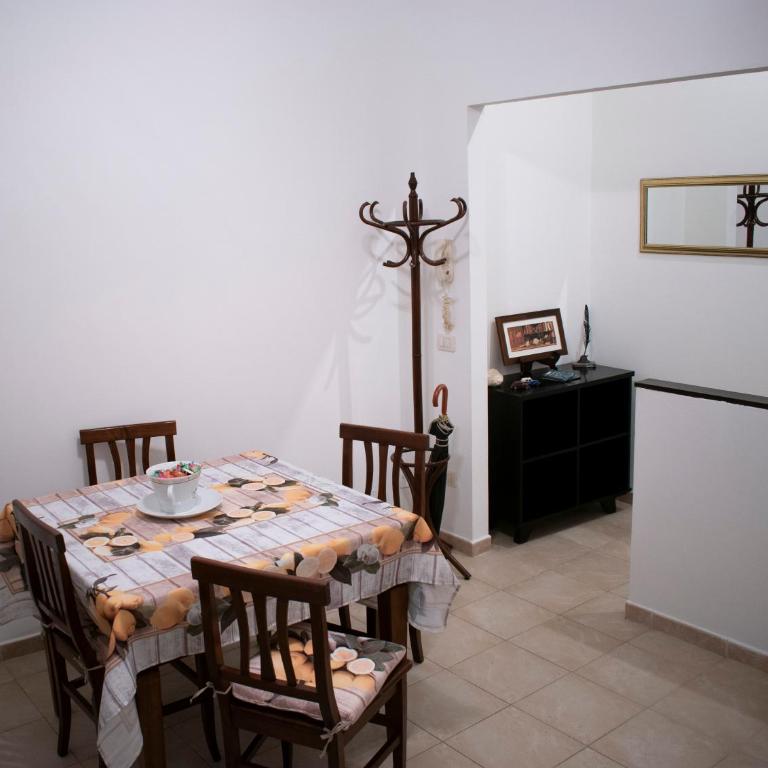 Casa di Aurora - One-Bedroom House - 21