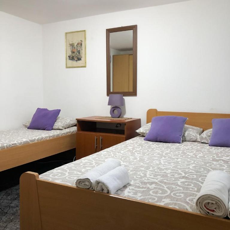 Apartments Moracanin - Apartman - 2