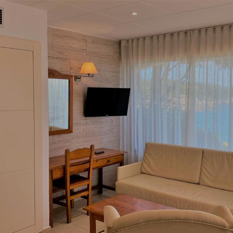 Hotel Costa Brava - Habitación Doble Superior con terraza - 1 o 2 camas - 3