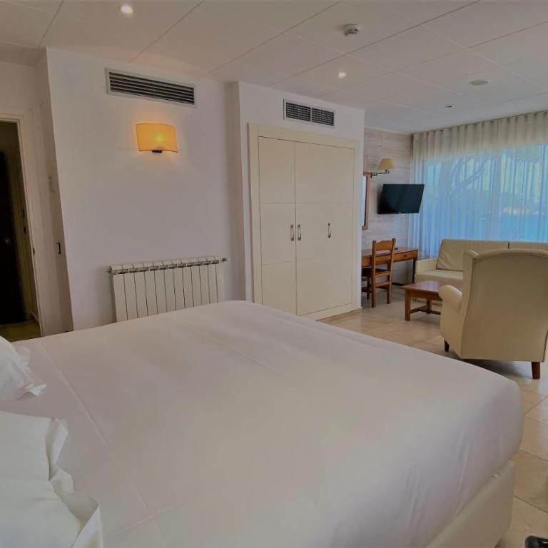 Hotel Costa Brava - Habitación Doble Superior con terraza - 1 o 2 camas - 1