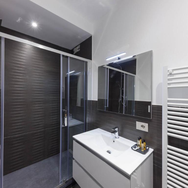 Teseo Rooms & Relax - Deluxe Double or Twin Room - 4