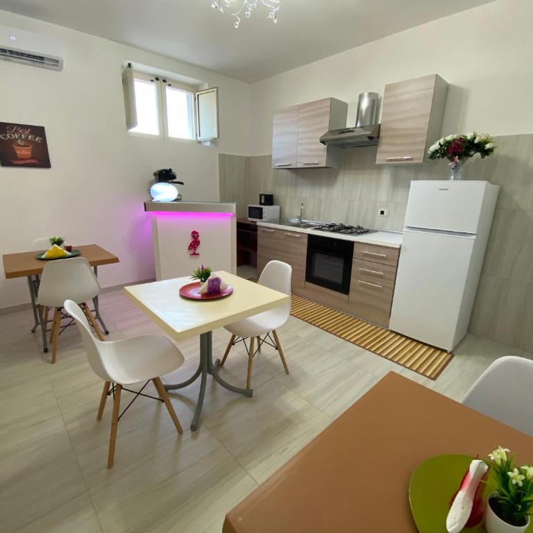 B&B Enjoy Happyness - Casa con 3 Camere da Letto - 56