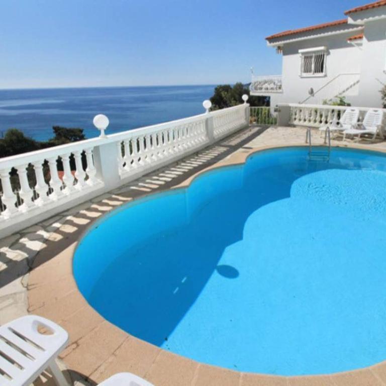 Villa piscine Eze bord de mer à 500m de la plage - Villa - 1