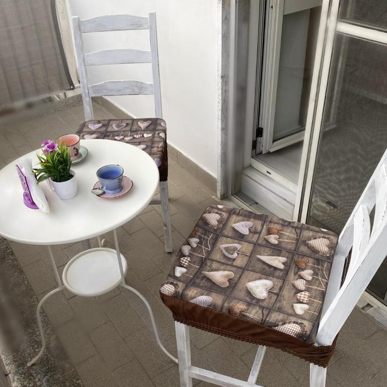 B&B Enjoy Happyness - Camera Matrimoniale con Bagno Privato - 19