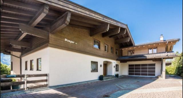Haus Wenger Mountain View & Swimming Pool - Deluxe Apartment - 2