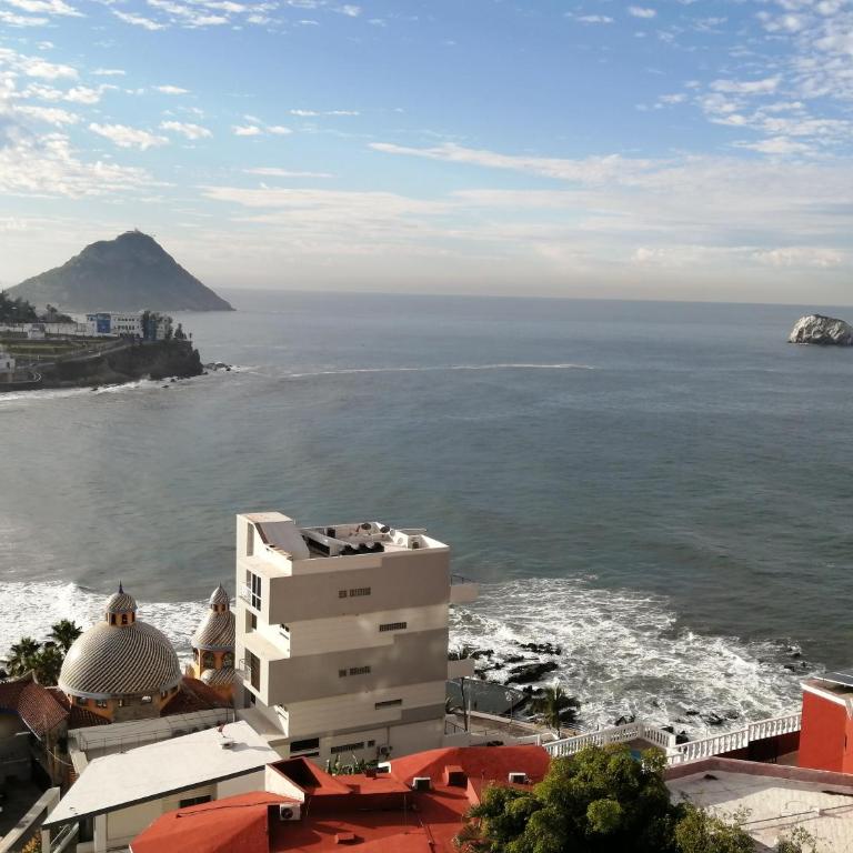 Suite Chiametlan Cerro de la Neveria MZ - Two-Bedroom Apartment - 11