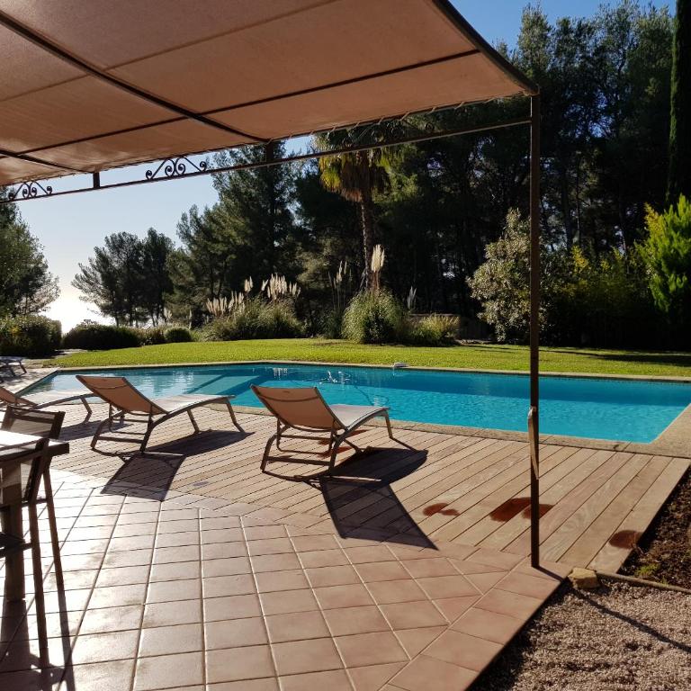 Villa Eléonore - plage à pied vue mer piscine sans vis-à-vis jardin 3600m² - Ted Home - Villa Supérieure - 17