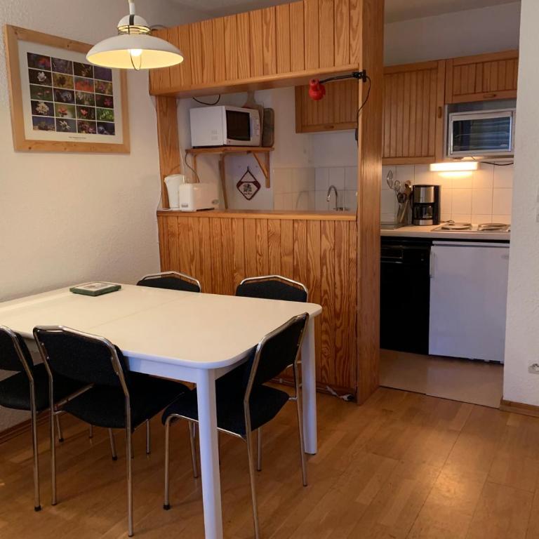 VAUJANYLOCATIONS - Cochette II Apt 1 & 2 - Appartement 3 Chambres - 3