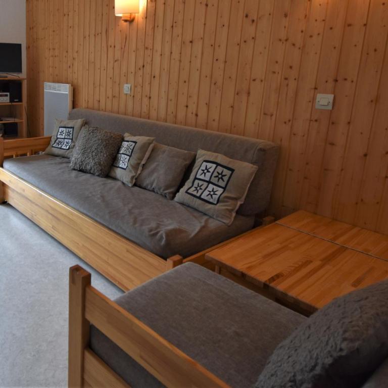 VAUJANYLOCATIONS - La Fare Apt 10 - Appartement 1 Chambre - 2