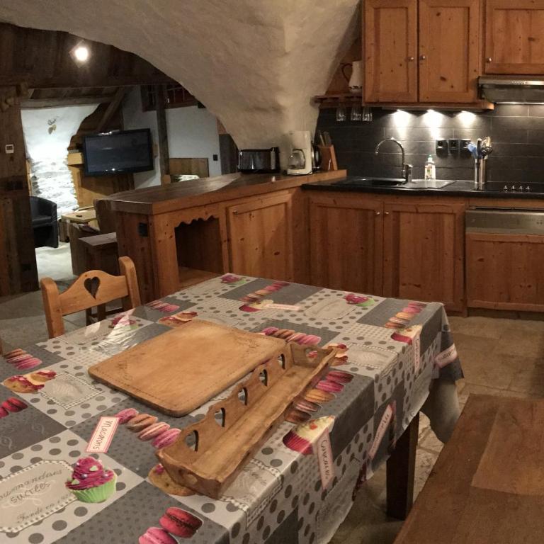VAUJANYLOCATIONS - Le Grenier de Germaine - Appartement avec Vue sur la Montagne - 7