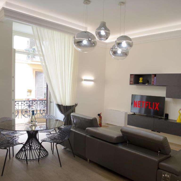 fafgrandsuitenapoli - Casa con 2 Camere da Letto - 1