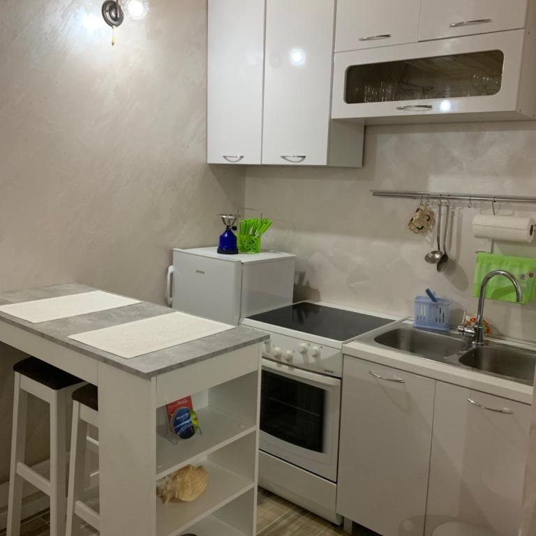 FeĐoNi - Three-Bedroom Vacation Home - 6