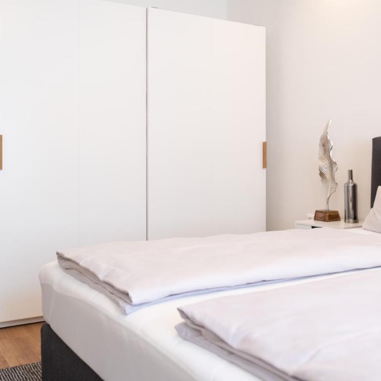 MH Living - 5 - Scandinavian Living Dream in Center - Deluxe Apartment - 5