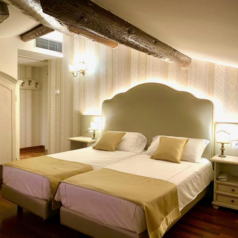 Albergo Gardesana - Doppelzimmer im Dachgeschoss - 5