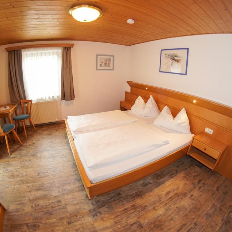 der Steinerwirt - B&B in bester Lage - Doppelzimmer - 1