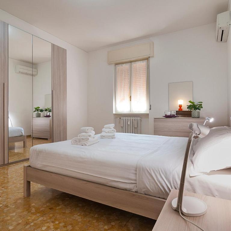 Dimore Verona - Two-Bedroom Apartment - Dimora Valle 2 - Vicoletto Valle n.3 - 4