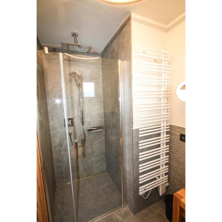 Enzian Wohnung A - Three-Bedroom Apartment - 12